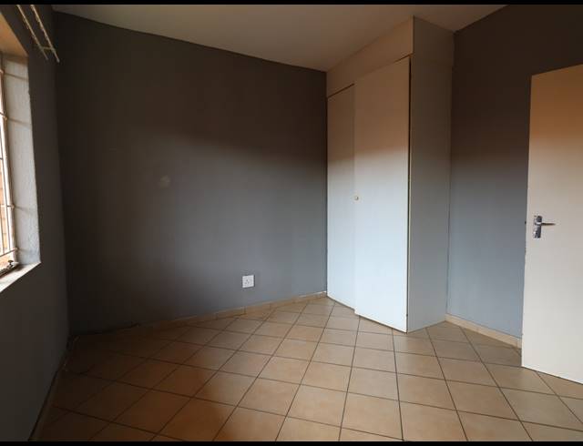 2 BEDROOM FLAT TO LET IN TERENURE